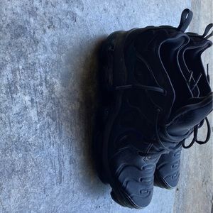 Black Nike air vapor max